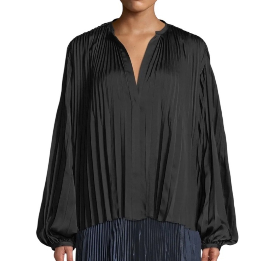 Vince. Pleated V-neck blouson sleeve Women's silk blouse M Long Sleeve Button up